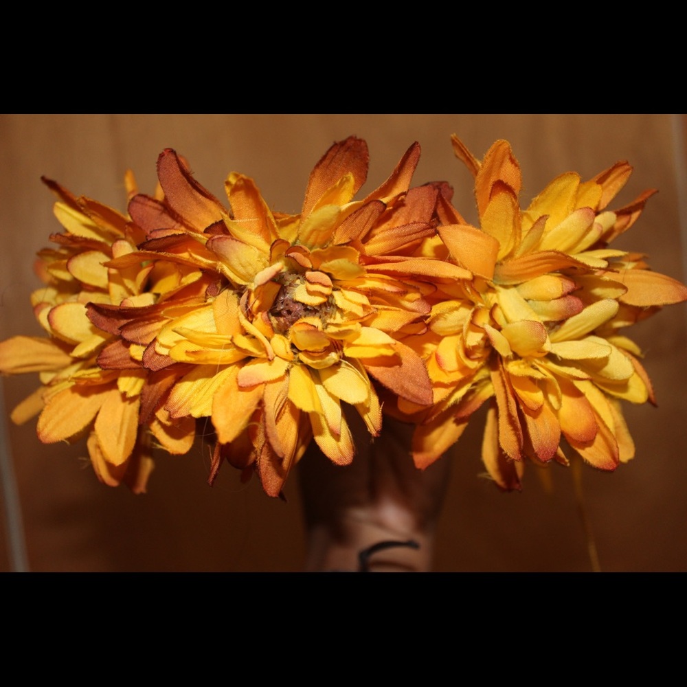 HANDMADE SILK FLOWERS CROWN